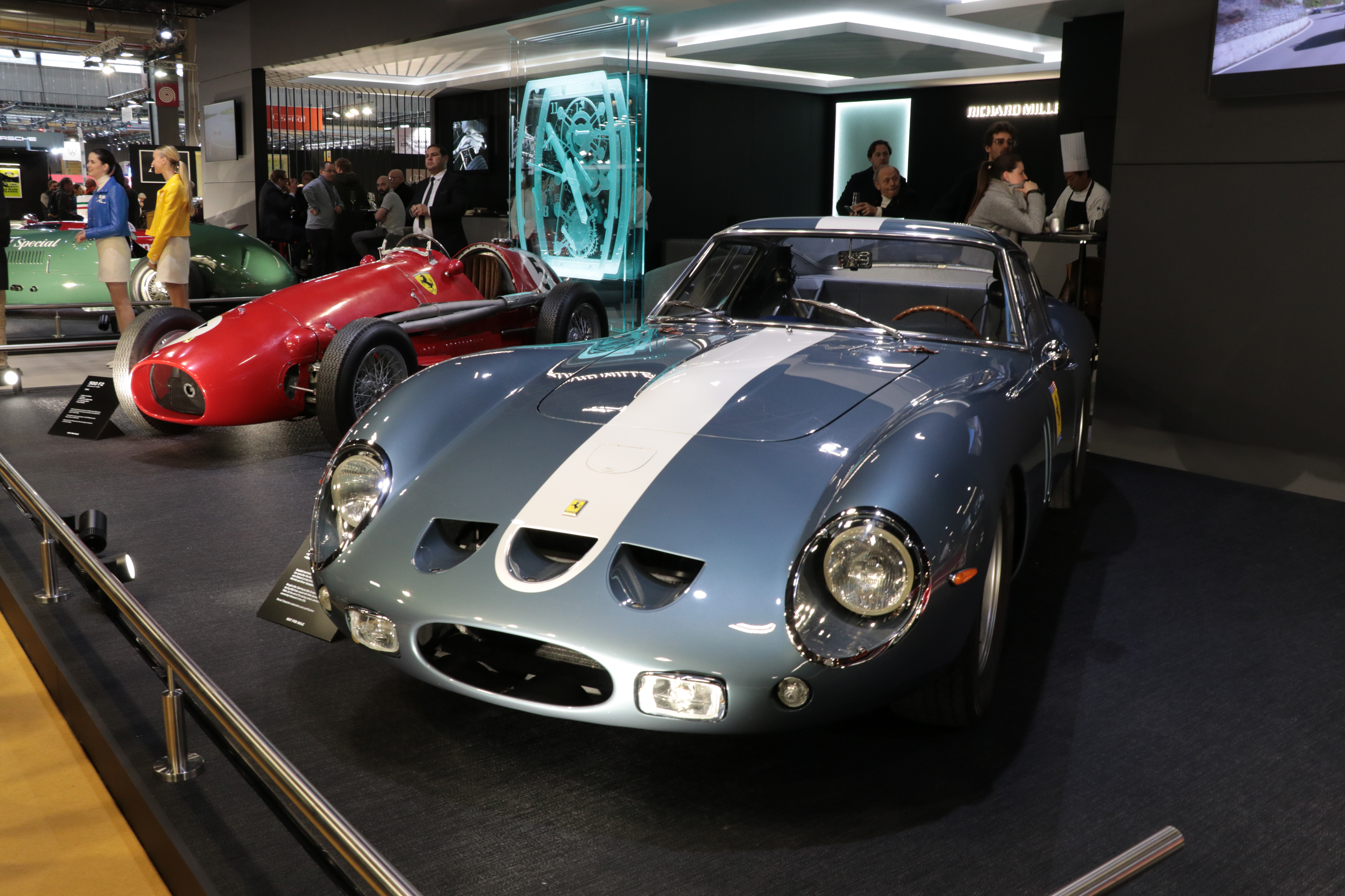 Retromobile 23-1  588 SemanalClásico - Revista online de coches clásicos, de colección y sport - girardo